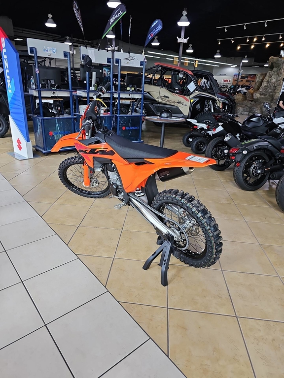 2025 KTM 450 SX F