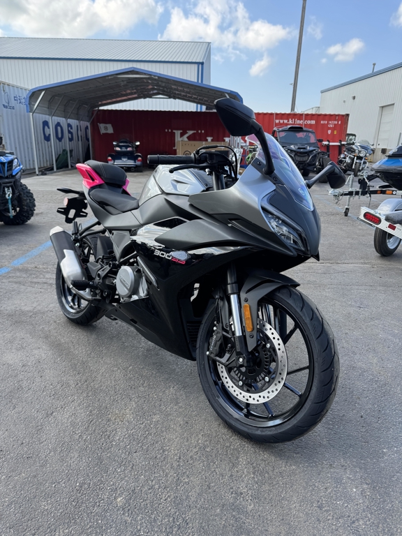 2025 CFMOTO 300SS CF300-5US