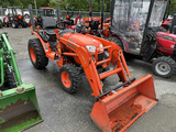 Pre-Owned 2008 Kubota B2920 Hydrostatic Tractor with Loader and Snowblower