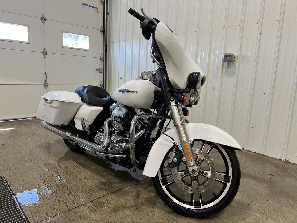 2016 Harley-Davidson® Touring FLHX Street Glide Motorcycle WCruise Control V Twin 1689.5