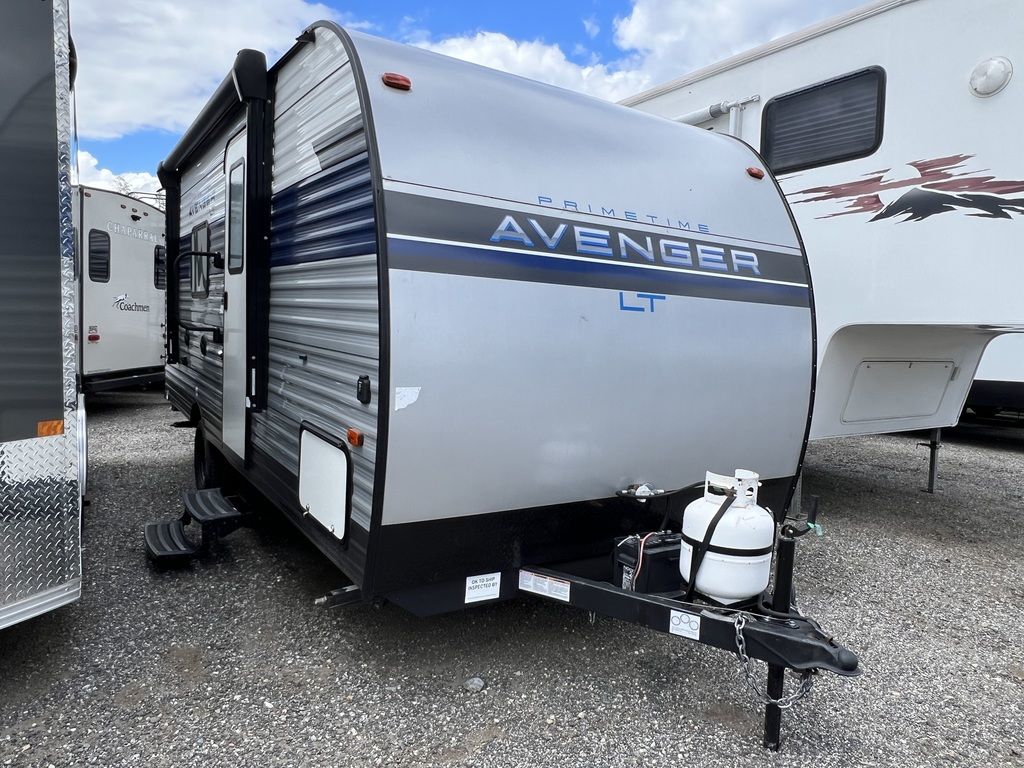 2022 Prime Time RV Avenger 16FQ SUV Towable Travel Trailer W/Queen Be
