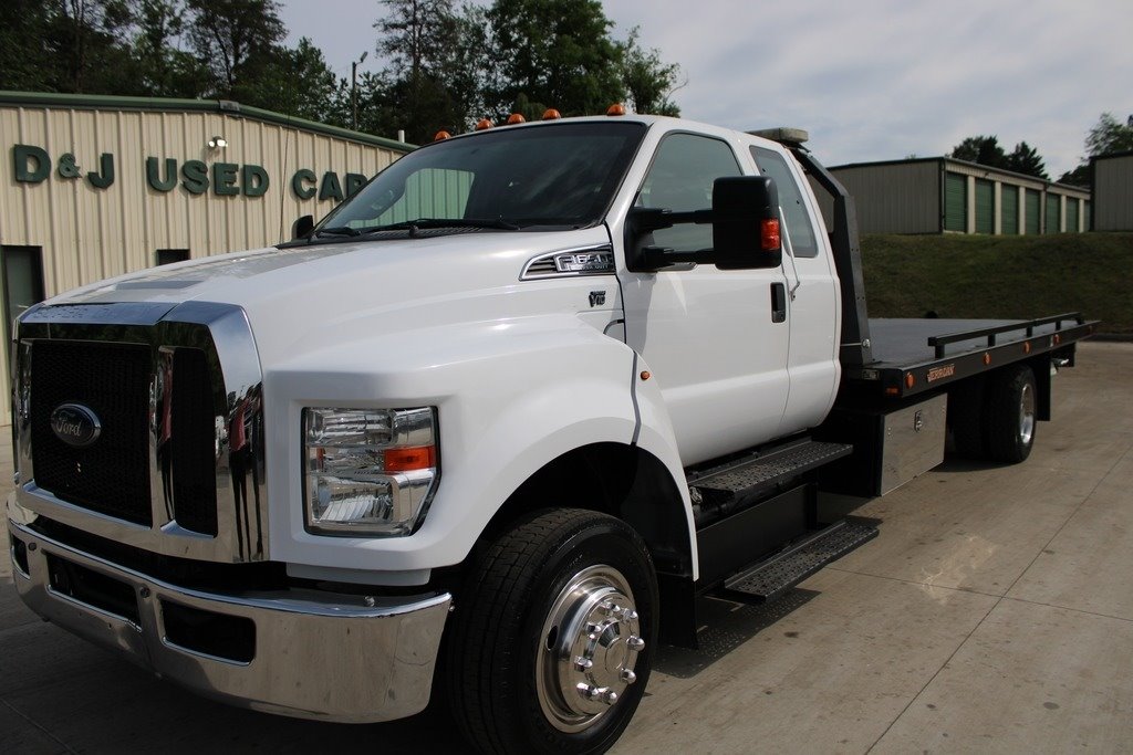 2017 Ford F-650's photo