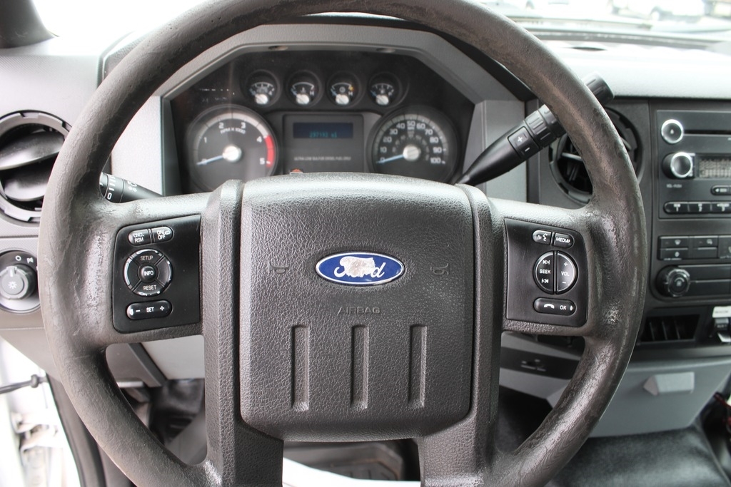 2013 Ford F-450 Super Duty Chassis Cab - Photo 21