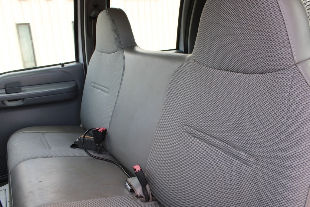 2006 Ford F-450 - Photo 19