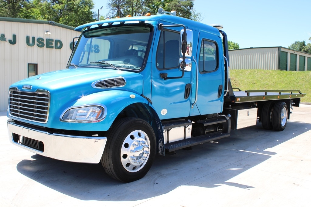 2014 Freightliner M2