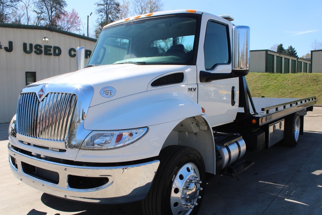 2021 International MV