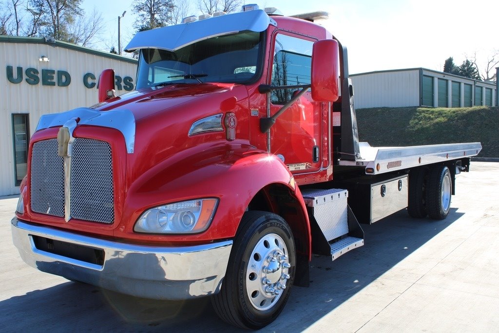 2017 Kenworth T270