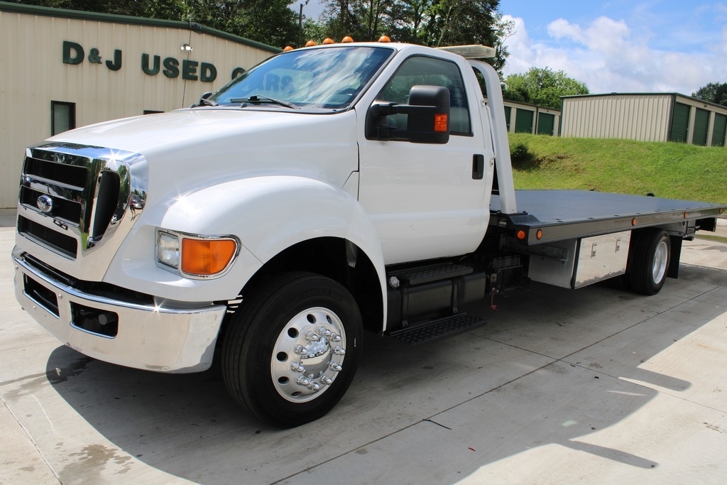 2013 Ford F650