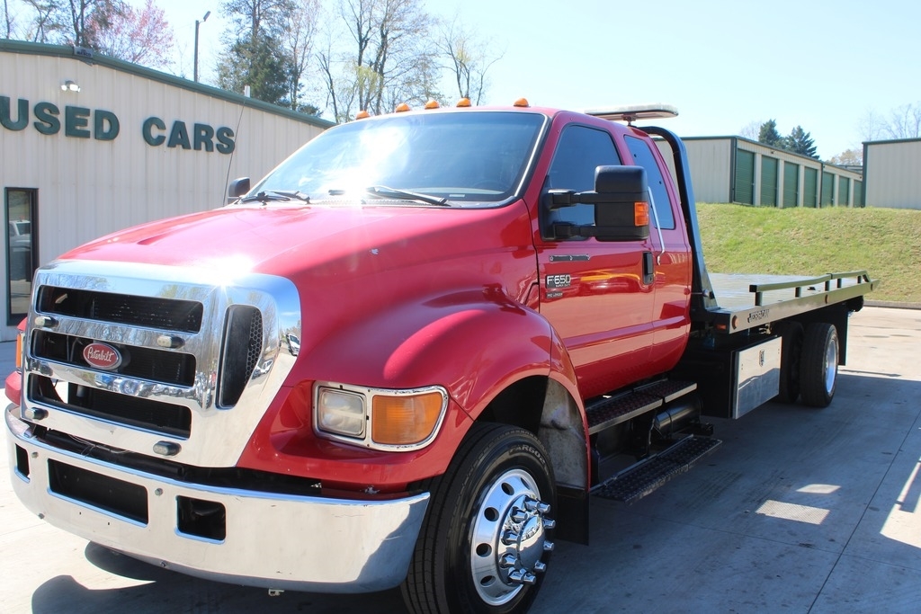 2007 Ford F650