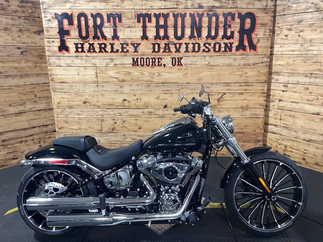 Harley-Davidson® Breakout® 2025 FXBR VIVD BLACK