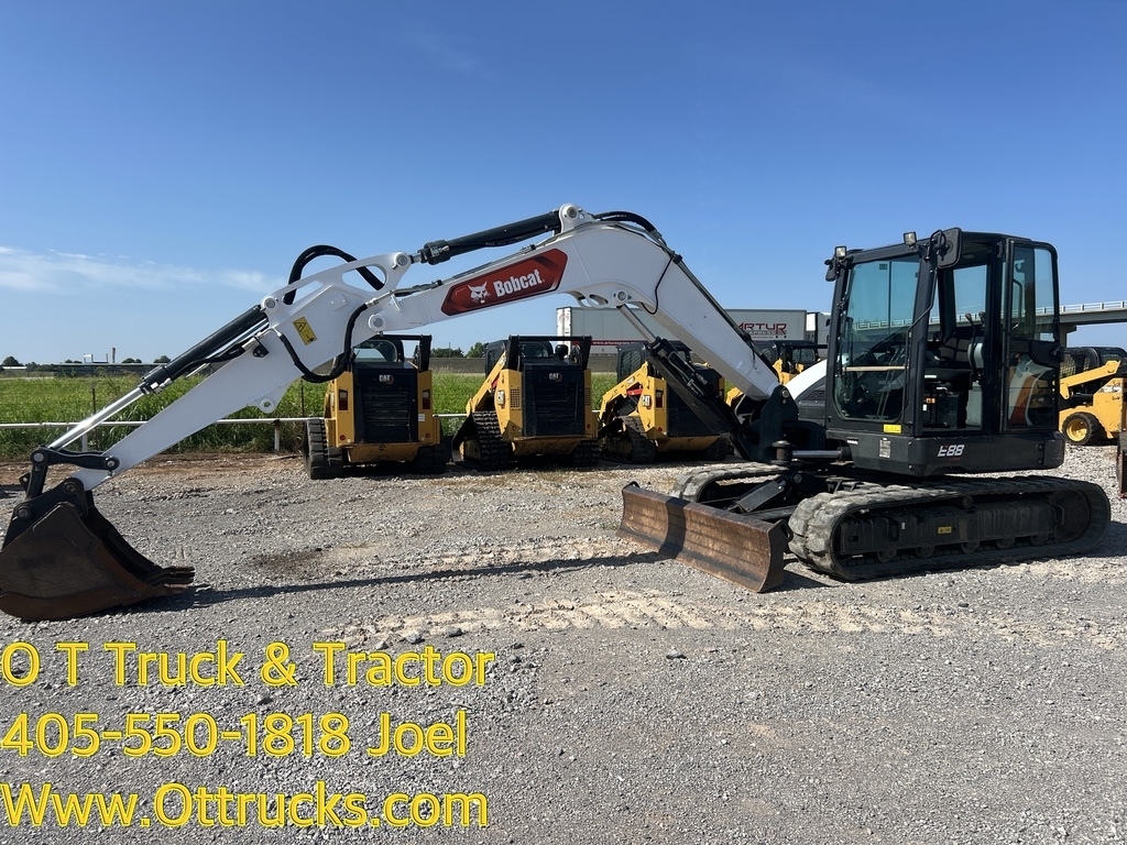 2022 Bobcat E88 Tracked Excavator Midi Excavator  Cab A/c Joystick
