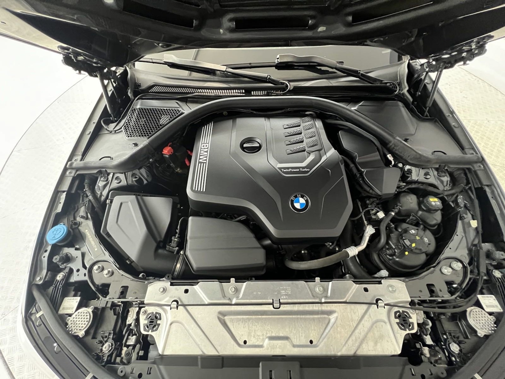 2021 BMW 3-Series 330i photo
