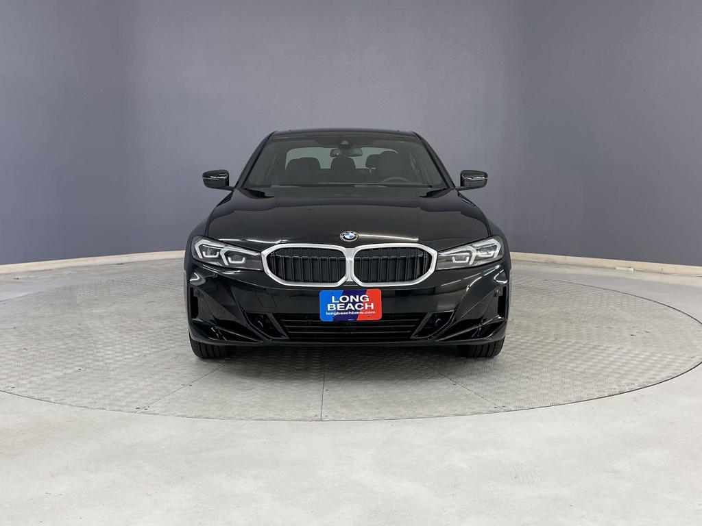 2024 BMW 3-Series 330i photo