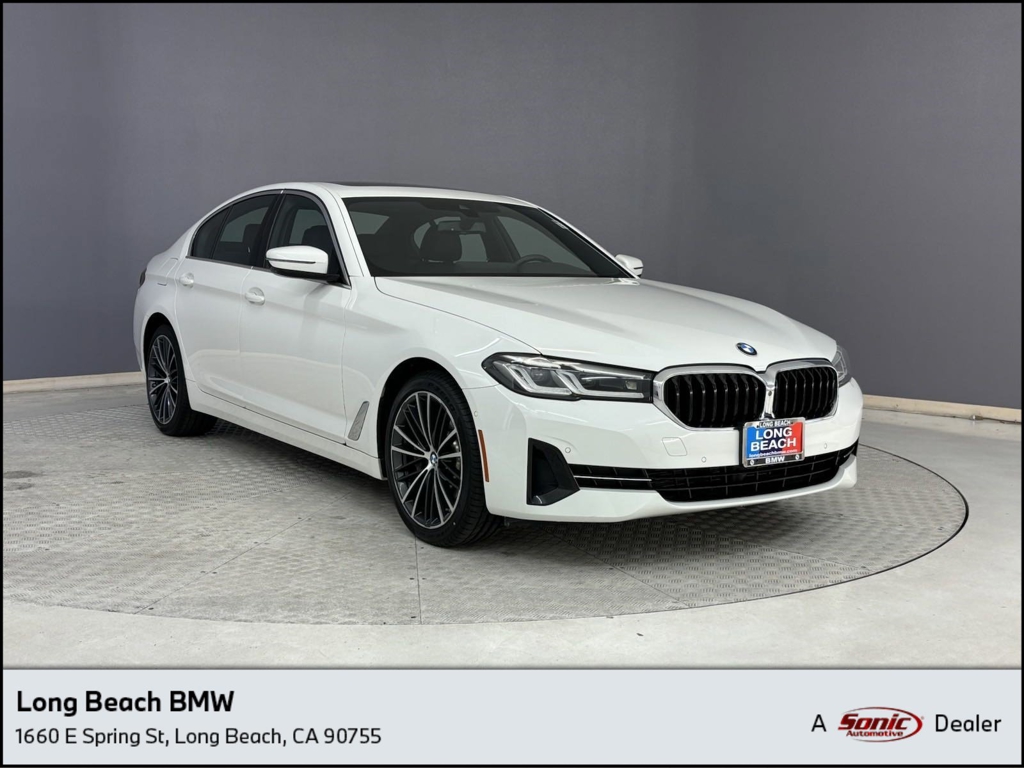 The 2021 BMW 5-Series 530i photos