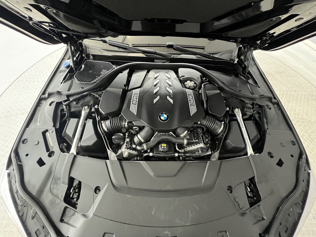2022 BMW 7-Series 750i xDrive photo