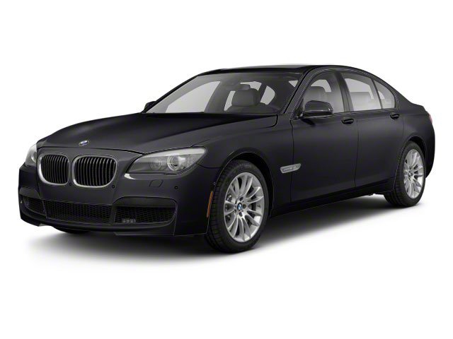 2010 BMW 7 Series 750i Sedan