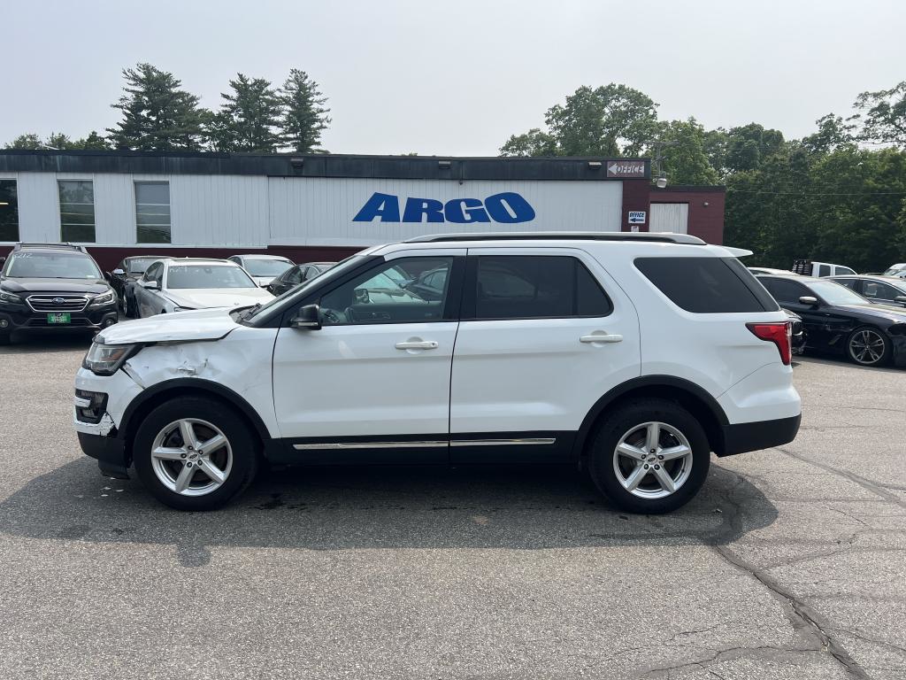 2017 Ford Explorer XLT SUV