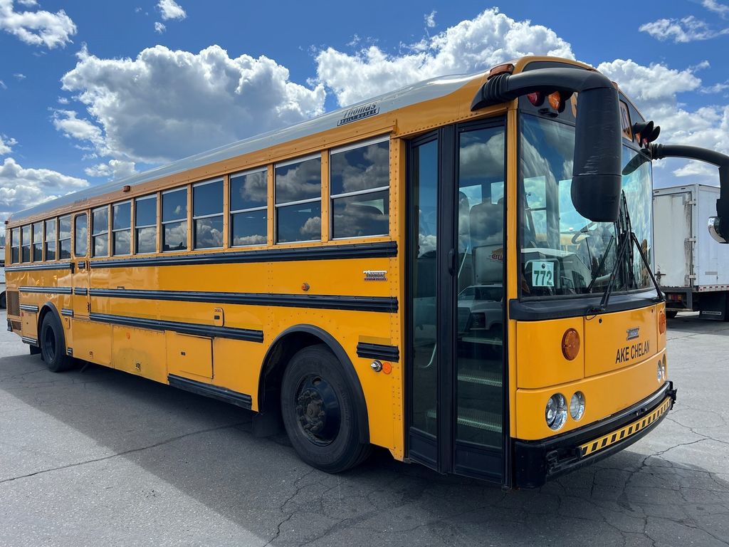 2009 THOMAS BUILT SAF-T-LINER HDX 4x2 Bus