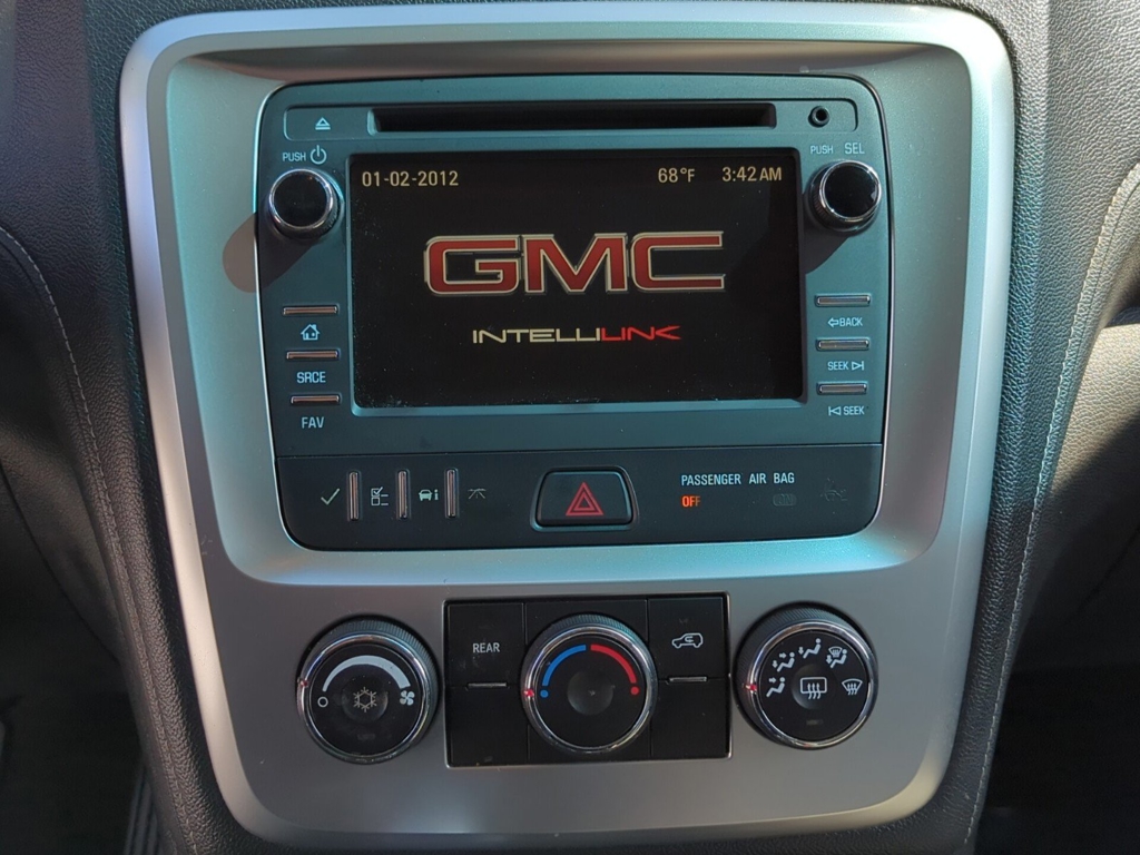2016 GMC Acadia SLE photo