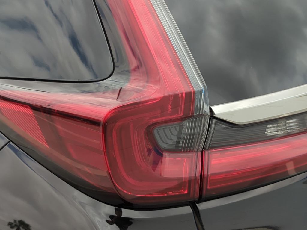 2021 Honda CR-V Touring photo