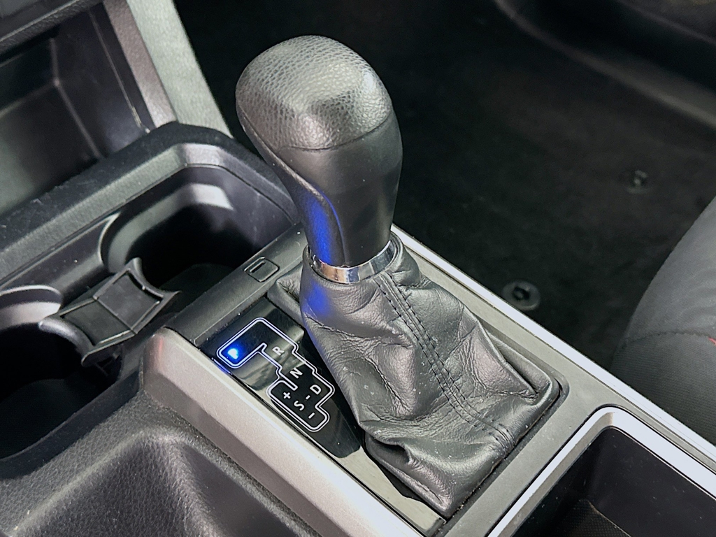 2021 Toyota Tacoma SR5 photo