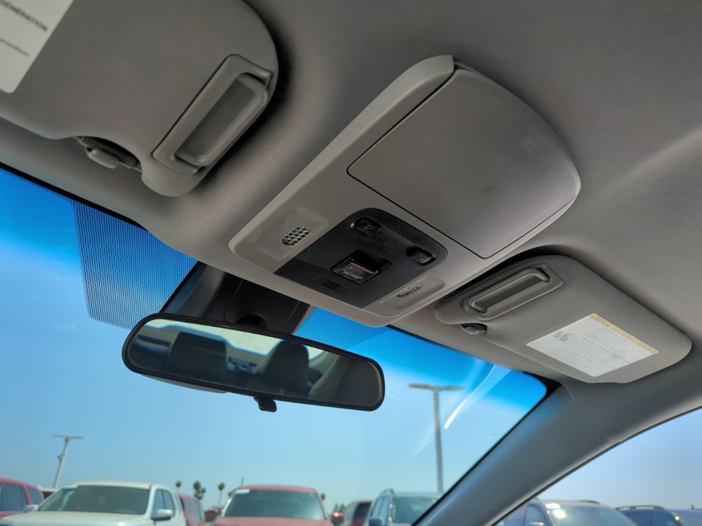 2019 Toyota Camry LE photo