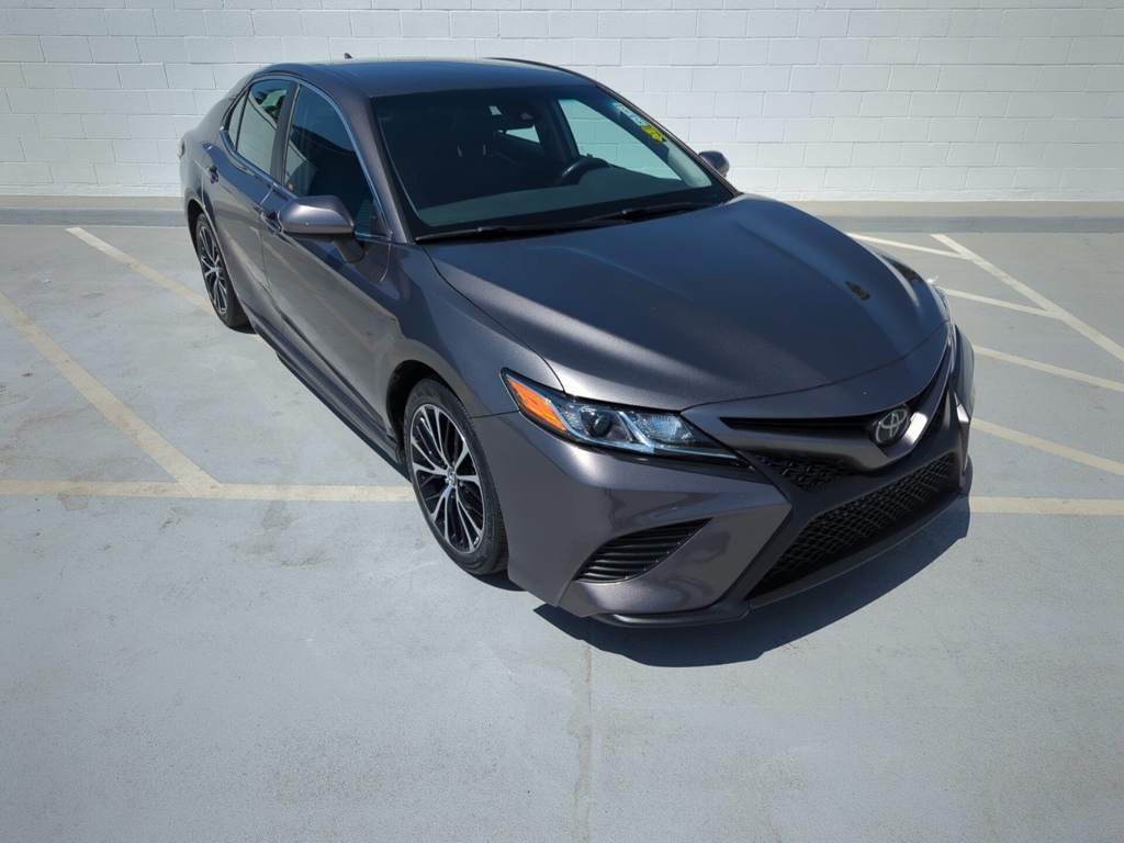 2019 Toyota Camry LE photo