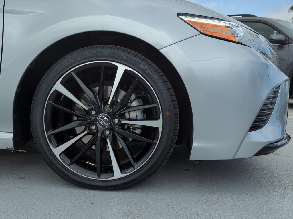 2020 Toyota Camry XSE photo
