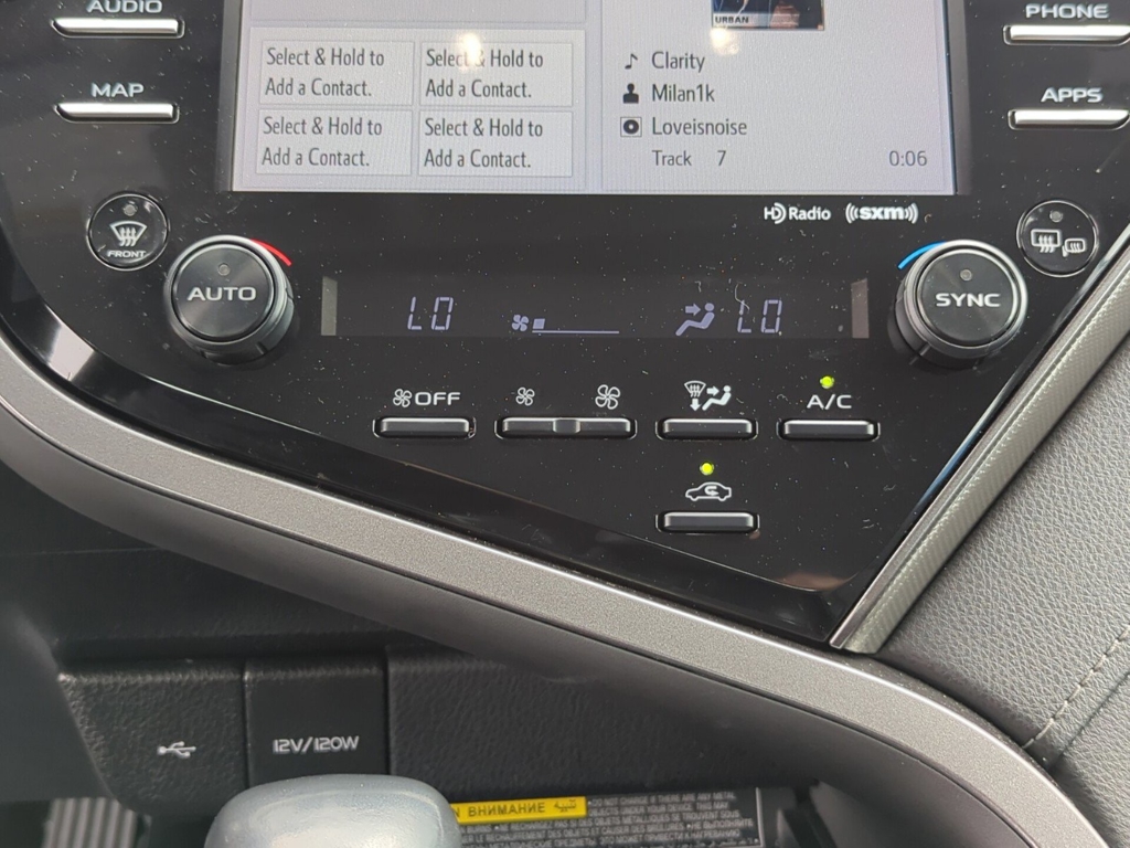 2020 Toyota Camry XSE photo