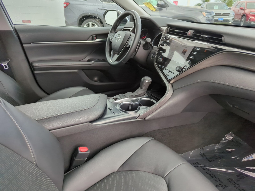 2020 Toyota Camry XSE photo