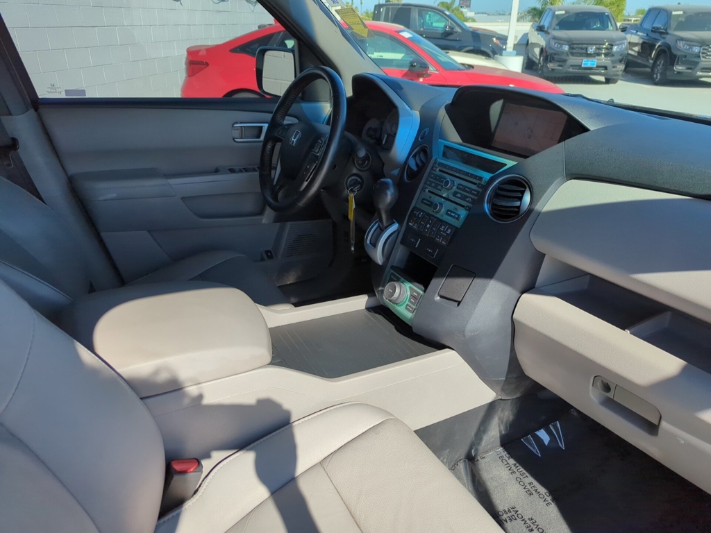 2011 Honda Pilot Touring photo