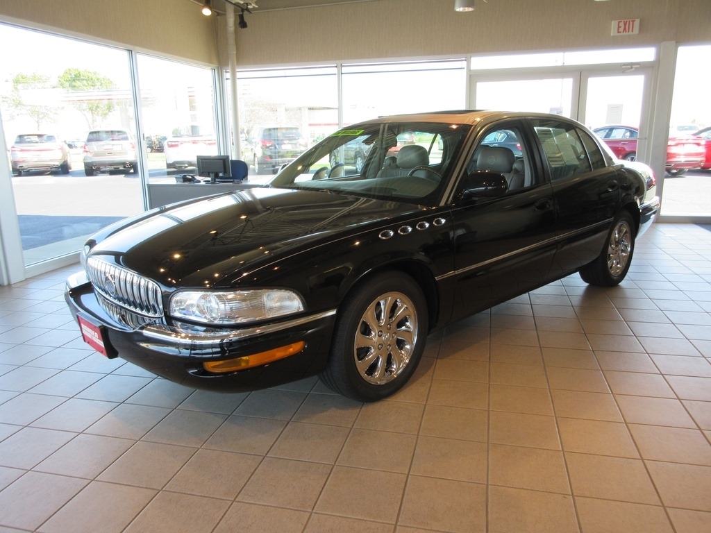 2005 Buick Park Avenue Ultra Sedan