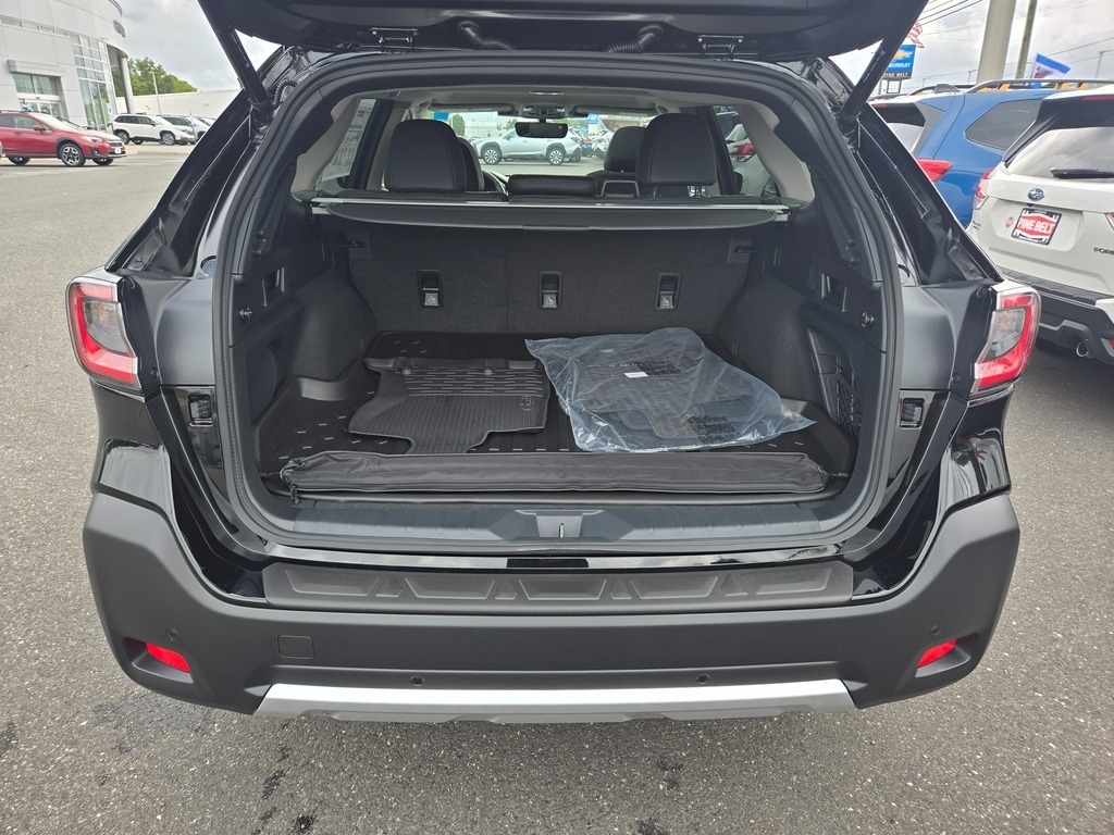 2025 Subaru Outback Limited photo