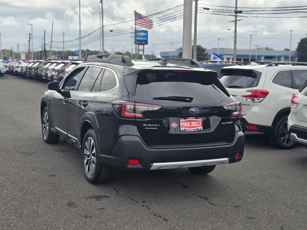 2025 Subaru Outback Limited photo