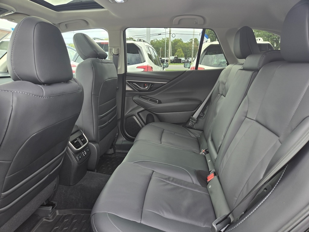 2025 Subaru Outback Limited photo