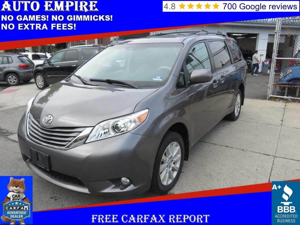 2013 Toyota Sienna XLE 7 Passenger AWD 4dr Mini Van Minivan