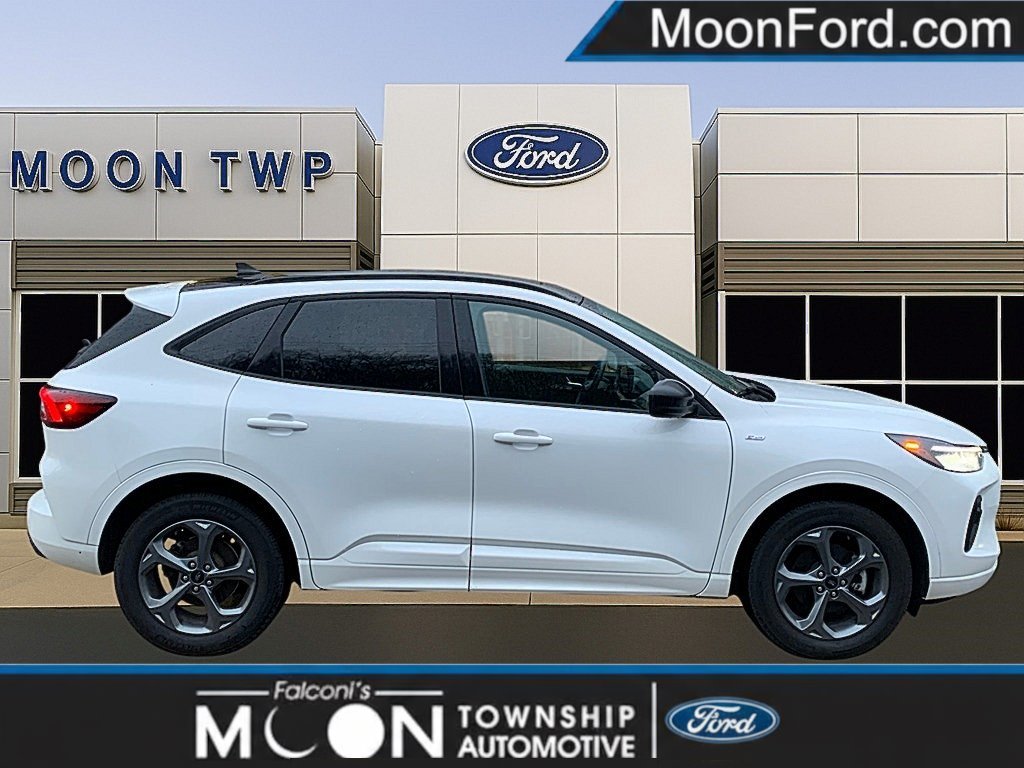2023 Ford Escape ST-Line AWD