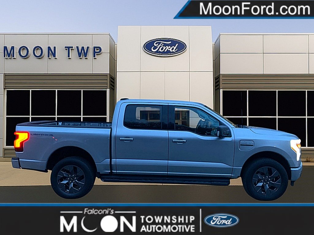 2023 Ford F-150 Lightning XLT SuperCrew AWD