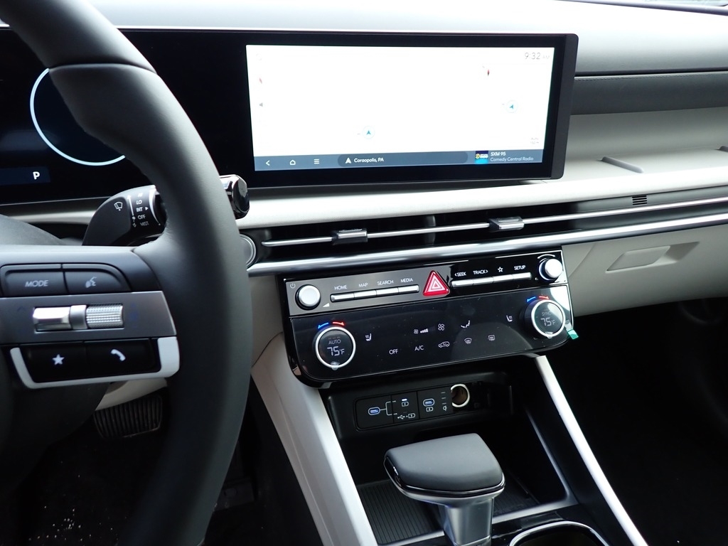2025 Hyundai Tucson SEL Convenience photo
