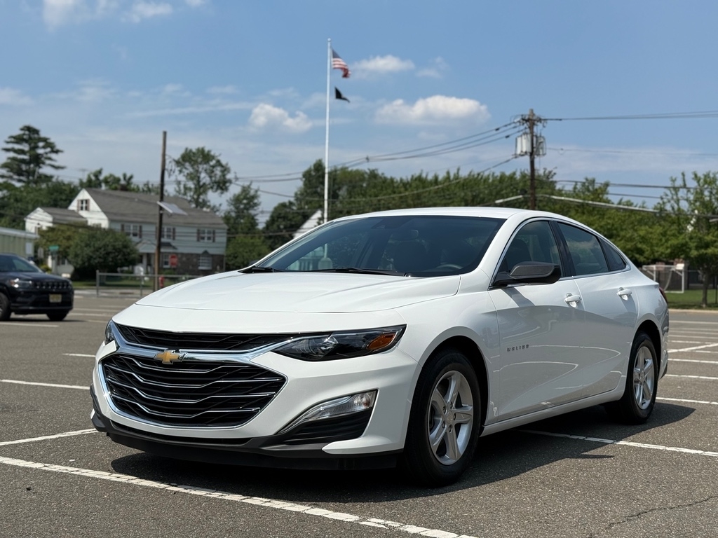 2024 Chevrolet Malibu LS Fleet Sedan