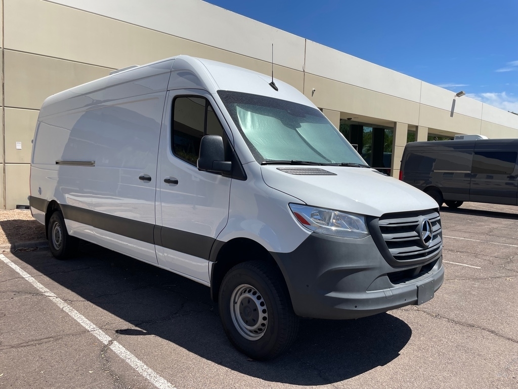 Used 2022 Mercedes-Benz Sprinter Cargo Van Base with VIN W1Y4ECVY0NT105206 for sale in Paterson, NJ