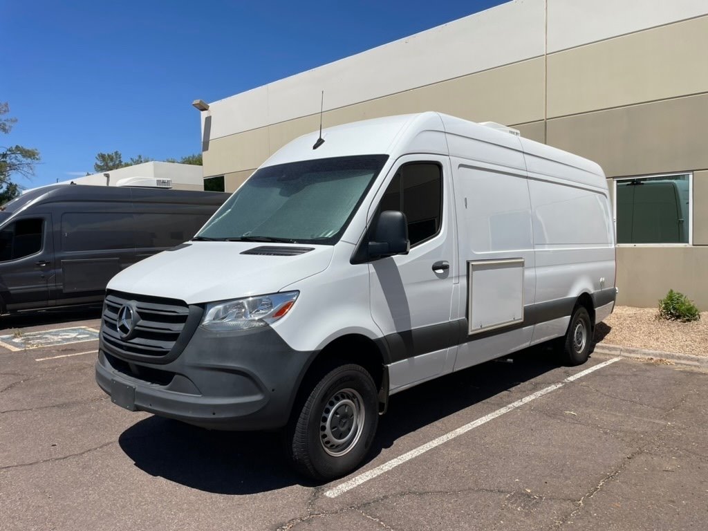 Used 2022 Mercedes-Benz Sprinter Cargo Van Base with VIN W1Y4ECVYXNT106475 for sale in Paterson, NJ