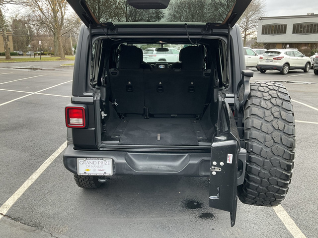 2018 Jeep Wrangler Unlimited Unlimited Sport S 31