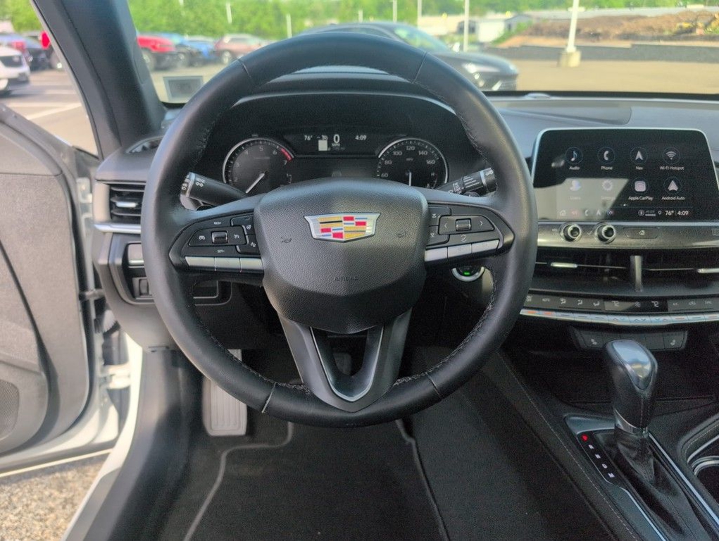 2021 Cadillac CT4 Luxury photo