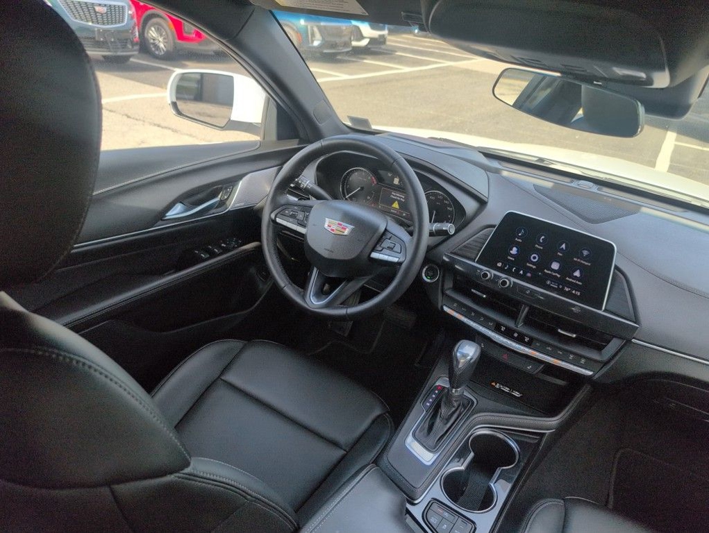 2021 Cadillac CT4 Luxury photo