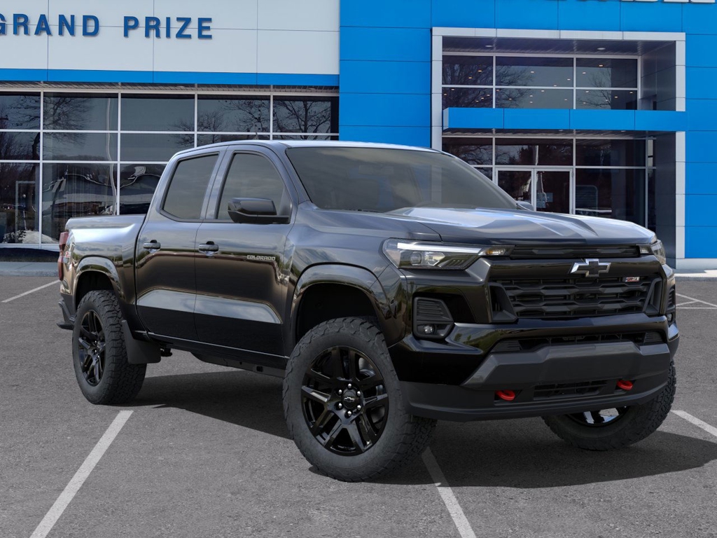 2024 Chevrolet Colorado Z71 7