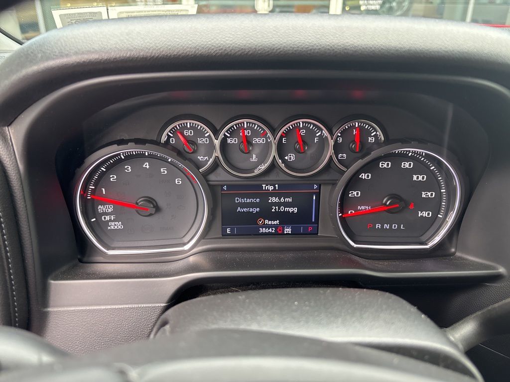 2019 Chevrolet Silverado 1500 RST photo