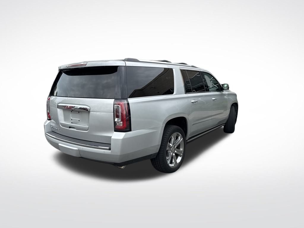 2018 GMC Yukon XL Denali photo