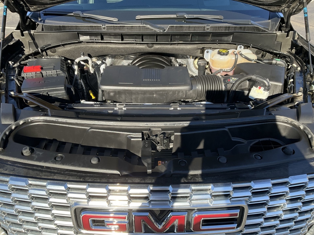 2023 GMC Yukon XL Denali 35