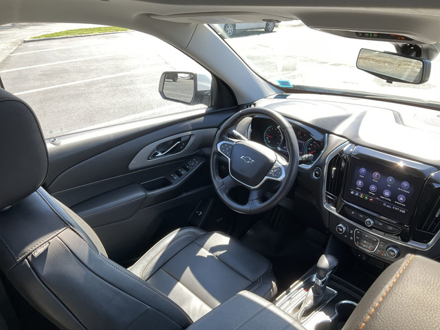2021 Chevrolet Traverse RS 17